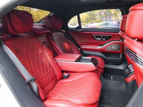 Used 2021 Mercedes-Benz S 580 4MATIC Sedan image 46