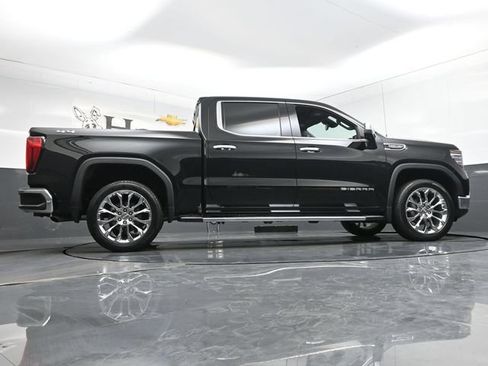 Used 2023 GMC Sierra 1500 SLT w/ SLT Premium Plus Package AWD/4WD image 51