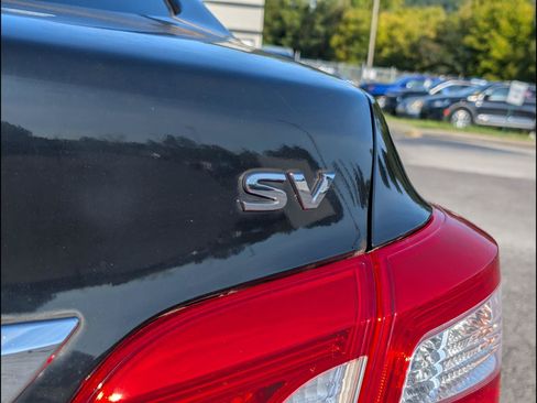 Used 2017 Nissan Sentra SV FWD image 26