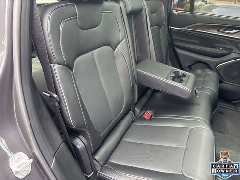 Used 2025 Jeep Grand Cherokee Overland w/ Adv Protech Group III AWD/4WD image 46