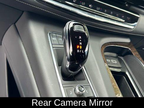 Used 2024 Cadillac Escalade ESV Sport Platinum w/ LPO, ONYX Package image 24