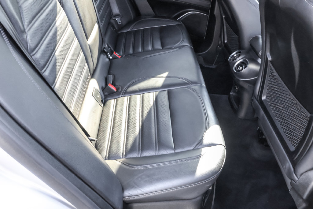 Used 2018 Alfa Romeo Stelvio Ti Sport AWD/4WD image 37