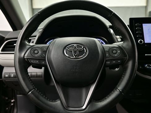 Used 2023 Toyota Camry SE FWD image 25