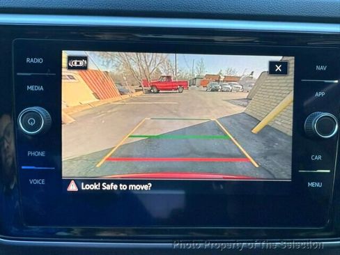 Used 2021 Volkswagen Atlas SEL Premium image 28