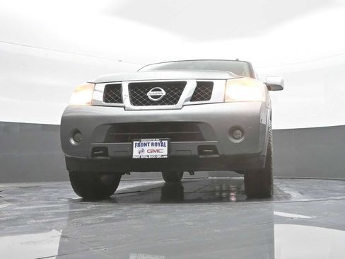 Used 2015 Nissan Armada SL AWD/4WD image 57