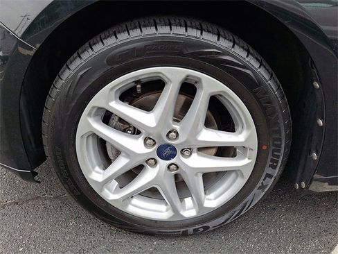 Used 2013 Ford Fusion SE image 12