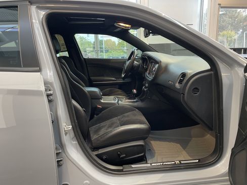 Used 2021 Dodge Charger Scat Pack RWD image 39