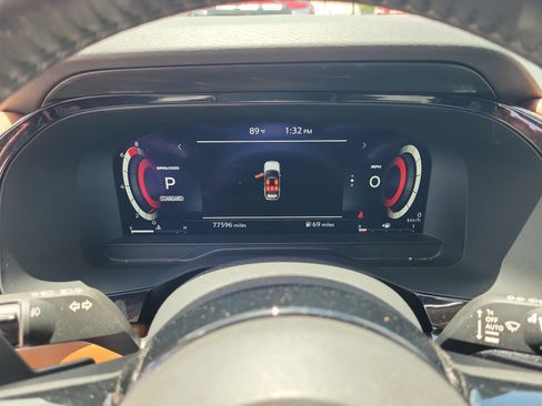 Certified 2022 Nissan Pathfinder Platinum w/ Cargo Package FWD image 22