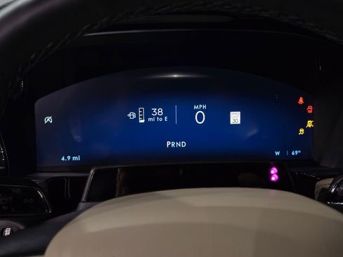 New 2026 Lincoln Corsair Reserve image 22