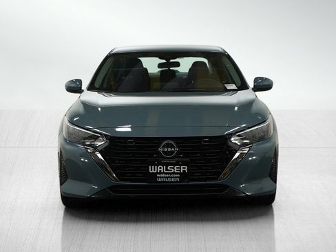 Used 2024 Nissan Sentra SV image 8