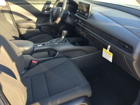 Used 2025 Honda HR-V LX image 30