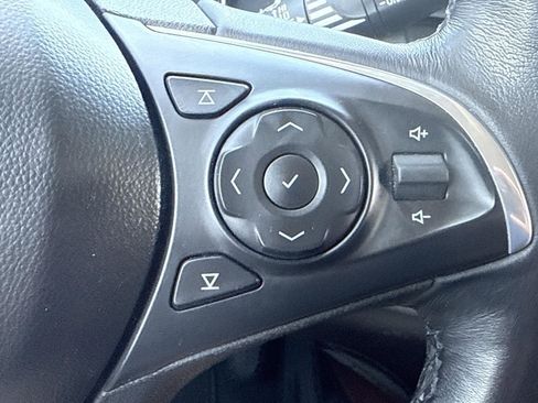 Used 2020 Buick Enclave Avenir w/ Avenir Technology Package image 21