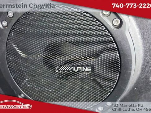 Used 2023 Jeep Wrangler Unlimited Sahara AWD/4WD image 26