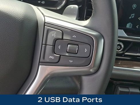 Used 2025 Chevrolet Silverado 1500 LT Trail Boss w/ LPO, Dark Essentials Package AWD/4WD image 8