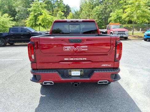 Certified 2025 GMC Sierra 1500 AT4 w/ AT4 Premium Package AWD/4WD image 6