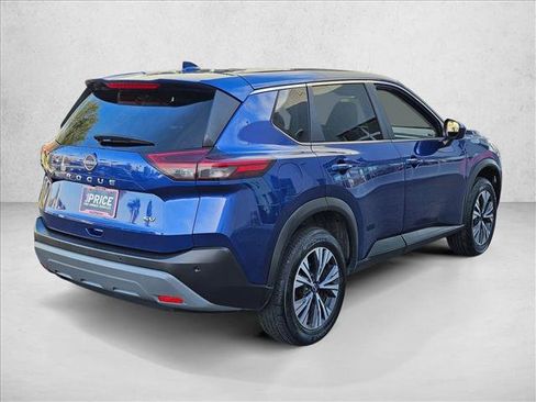 Used 2023 Nissan Rogue SV image 5