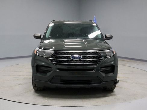 Certified 2022 Ford Explorer XLT image 6