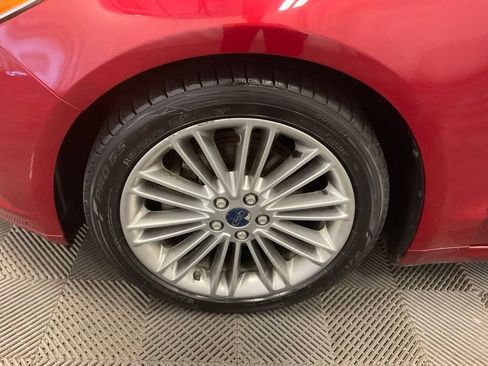 Used 2014 Ford Fusion SE w/ Equipment Group 502A FWD image 9
