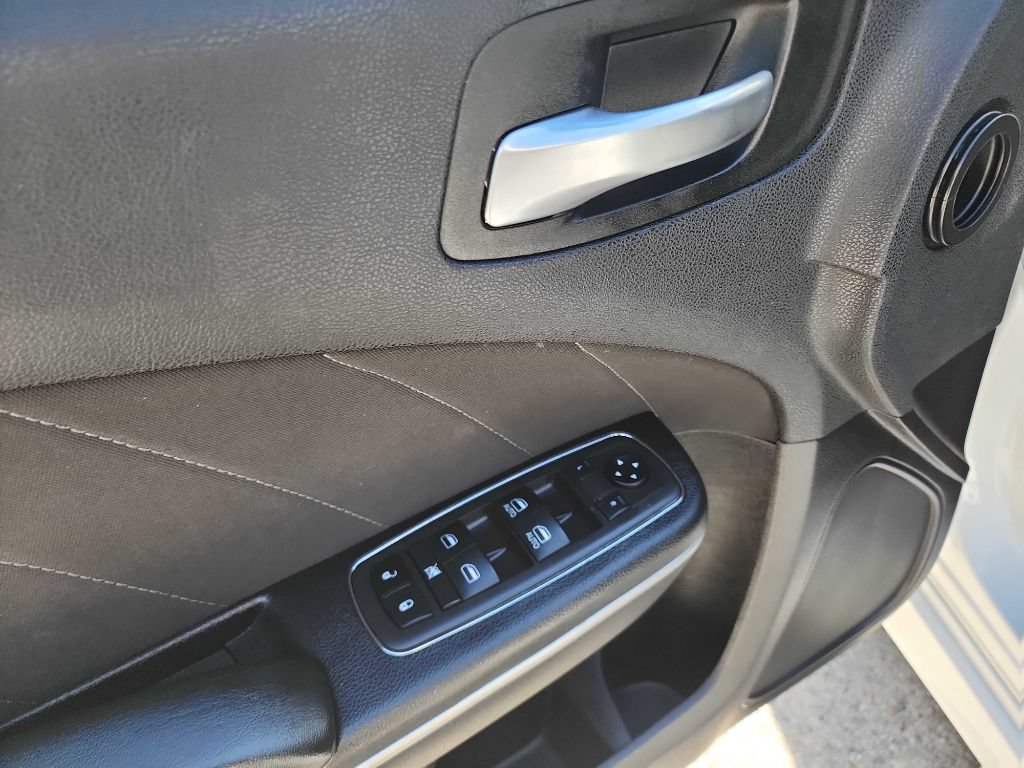Used 2019 Dodge Charger GT RWD image 14