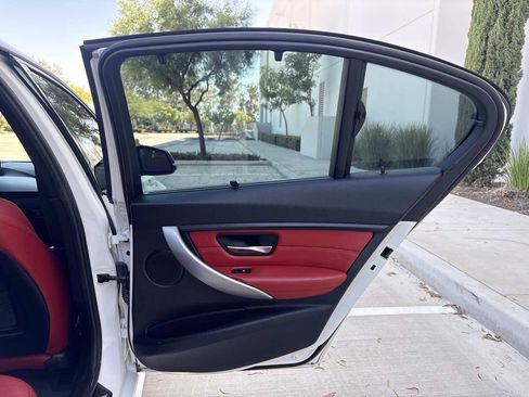 Used 2014 BMW 328i Sedan RWD image 14