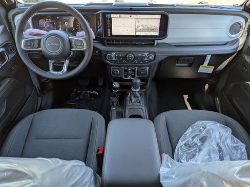 New 2026 Jeep Wrangler Unlimited Sahara AWD/4WD image 13