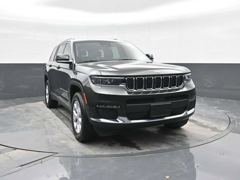 Used 2022 Jeep Grand Cherokee L Limited image 1
