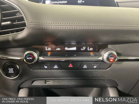 Used 2020 MAZDA MAZDA3 AWD Sedan w/ Premium Package image 37