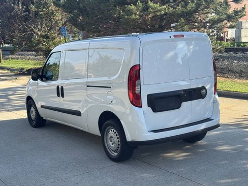 Used 2022 RAM ProMaster City Tradesman FWD image 3