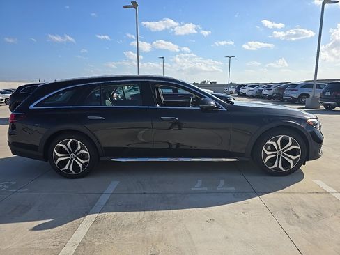 Used 2025 Mercedes-Benz E 450 4MATIC All-Terrain Wagon image 8