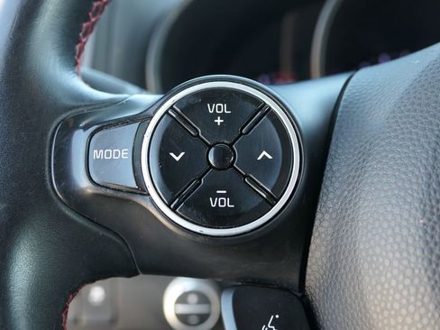 Used 2014 Kia Soul + FWD image 18