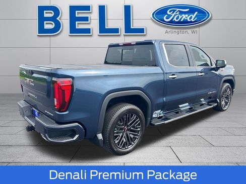 Used 2022 GMC Sierra 1500 Denali w/ Denali Premium Package AWD/4WD image 3
