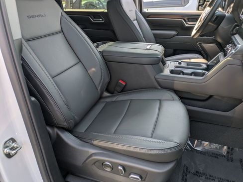 Certified 2026 GMC Sierra 2500 Denali w/ Technology Package image 37