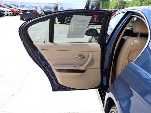 Used 2006 BMW 330xi Sedan AWD/4WD image 30