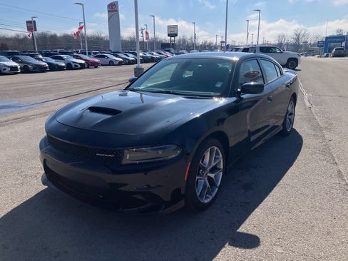 Used 2023 Dodge Charger GT image 3