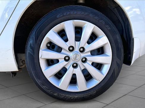 Used 2017 Nissan Leaf S w/ Charge Package image 9