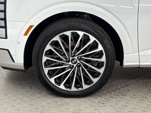Used 2026 Hyundai Palisade Calligraphy FWD image 12