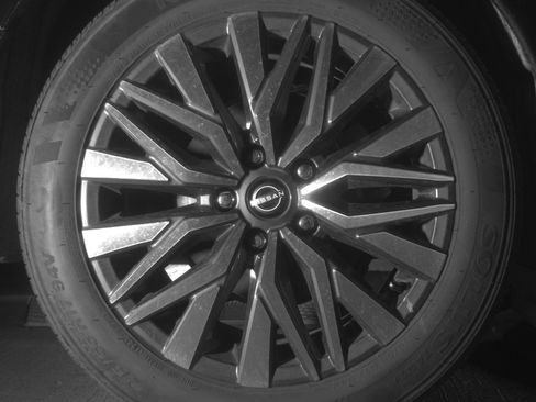 Used 2025 Nissan Altima 2.5 SV image 15