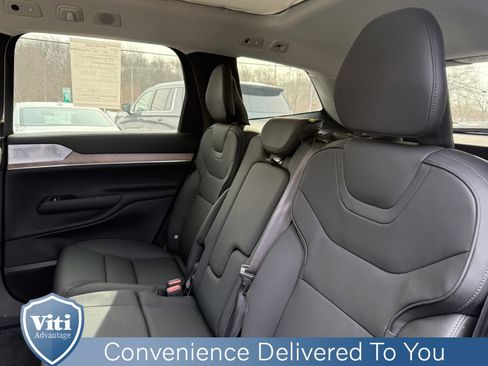 Certified 2025 Volvo EX90 Ultra image 21