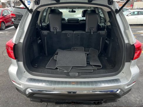 Used 2017 Nissan Pathfinder SL w/ SL Premium Package image 14