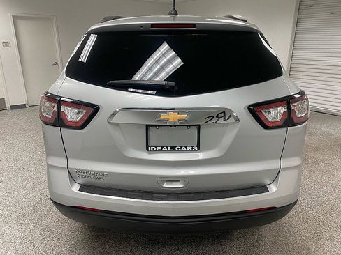 Used 2017 Chevrolet Traverse LS image 6
