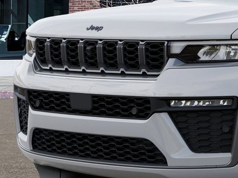 New 2026 Jeep Grand Cherokee L Limited AWD/4WD image 11