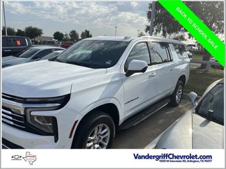 Used 2025 Chevrolet Suburban LT RWD video 1