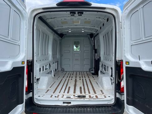 Certified 2024 Ford Transit 250 148 Medium Roof Extended AWD image 15