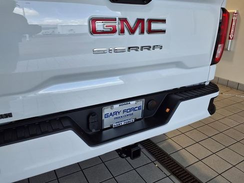 Used 2026 GMC Sierra 1500 Pro w/ Graphite Edition AWD/4WD image 25