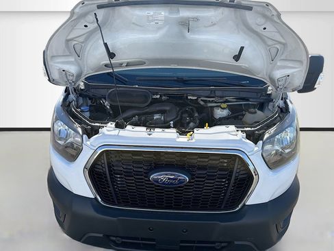 Used 2023 Ford Transit 250 Low Roof AWD image 28