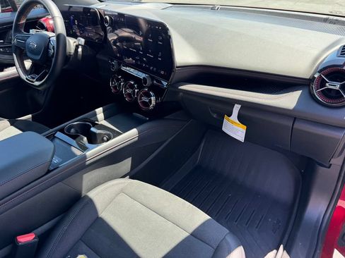 New 2026 Chevrolet Blazer EV RS AWD/4WD image 7