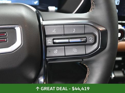 Used 2025 GMC Canyon AT4 w/ Nightfall Edition AWD/4WD image 40