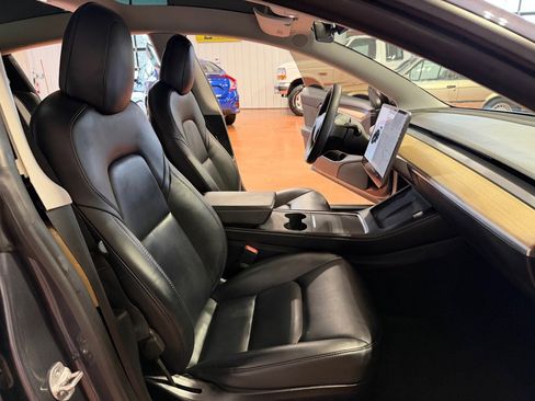 Used 2021 Tesla Model 3 image 20