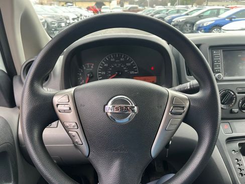 Used 2021 Nissan NV200 SV w/ Back Door Glass Package image 13