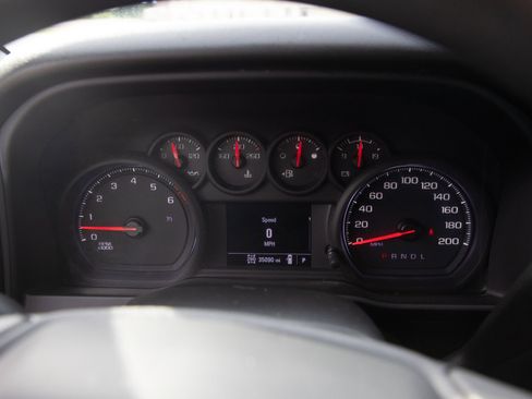 Used 2021 Chevrolet Silverado 2500 W/T w/ WT Convenience Package AWD/4WD image 26